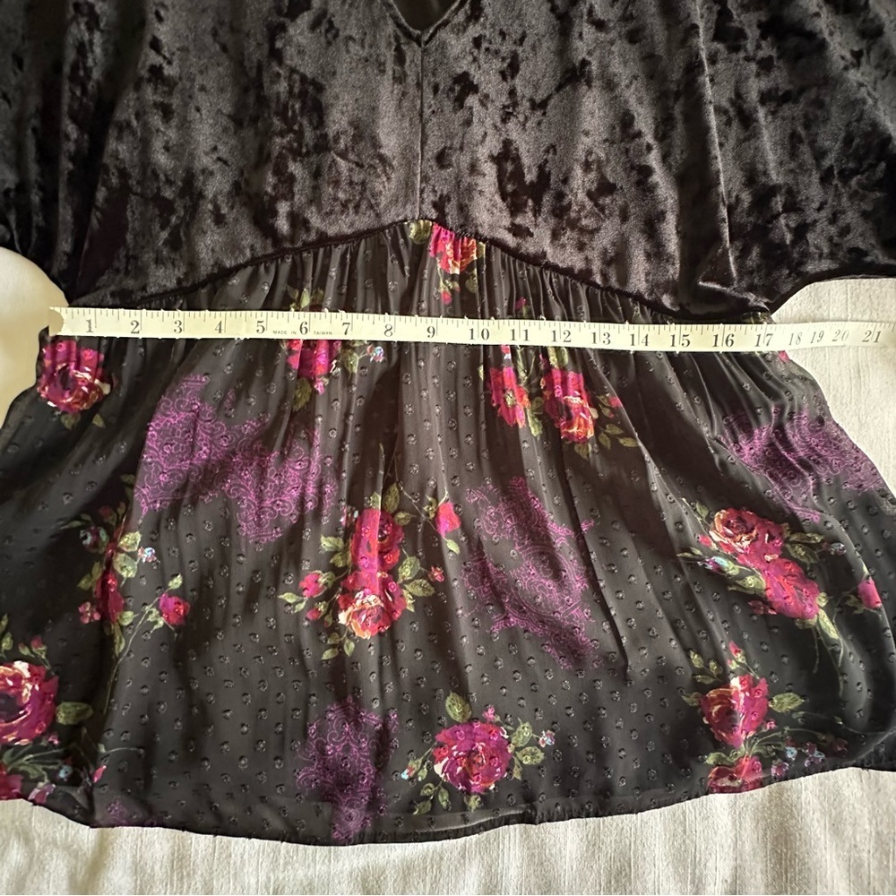 DR2 Tunic Top Womens L Black Velvet Floral Sheer Ruffle Boho Peplum Whimsigoth - Picture 7 of 12